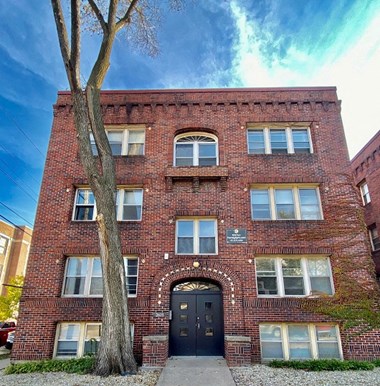 2601 And 2605 Fremont Ave S 1-4 Beds Apartment for Rent Photo Gallery 1